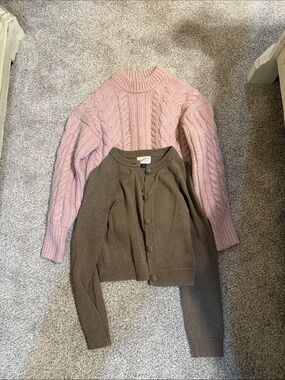 Pink Cable Knit Crewneck Sweater & light button up sweater size XS